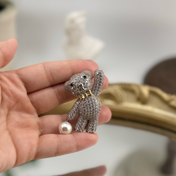 Anthropologie Jewelry - Anthropologie Silver and Gold Bear Brooch